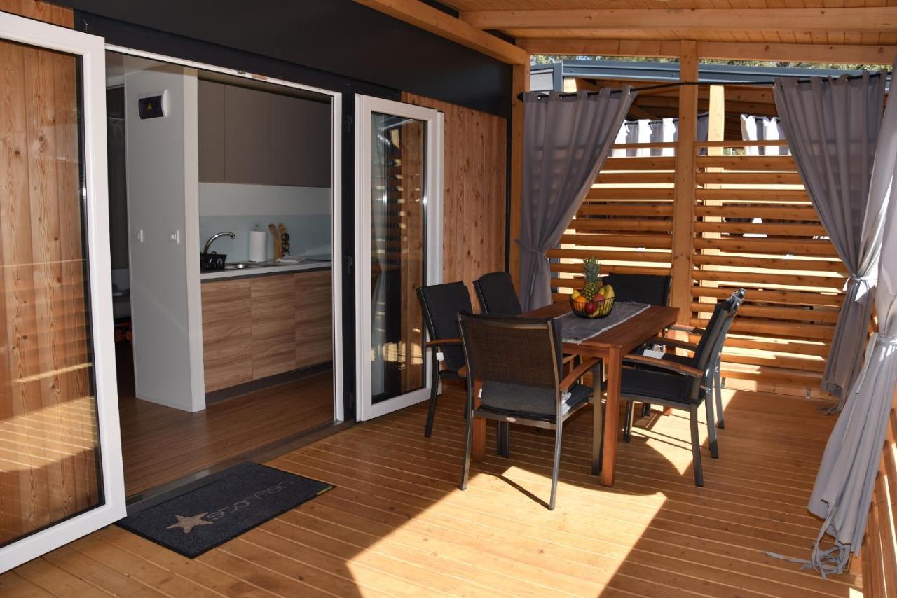 Mobile Home Starfish IV Camp Biograd Biograd Na Moru Exterior foto