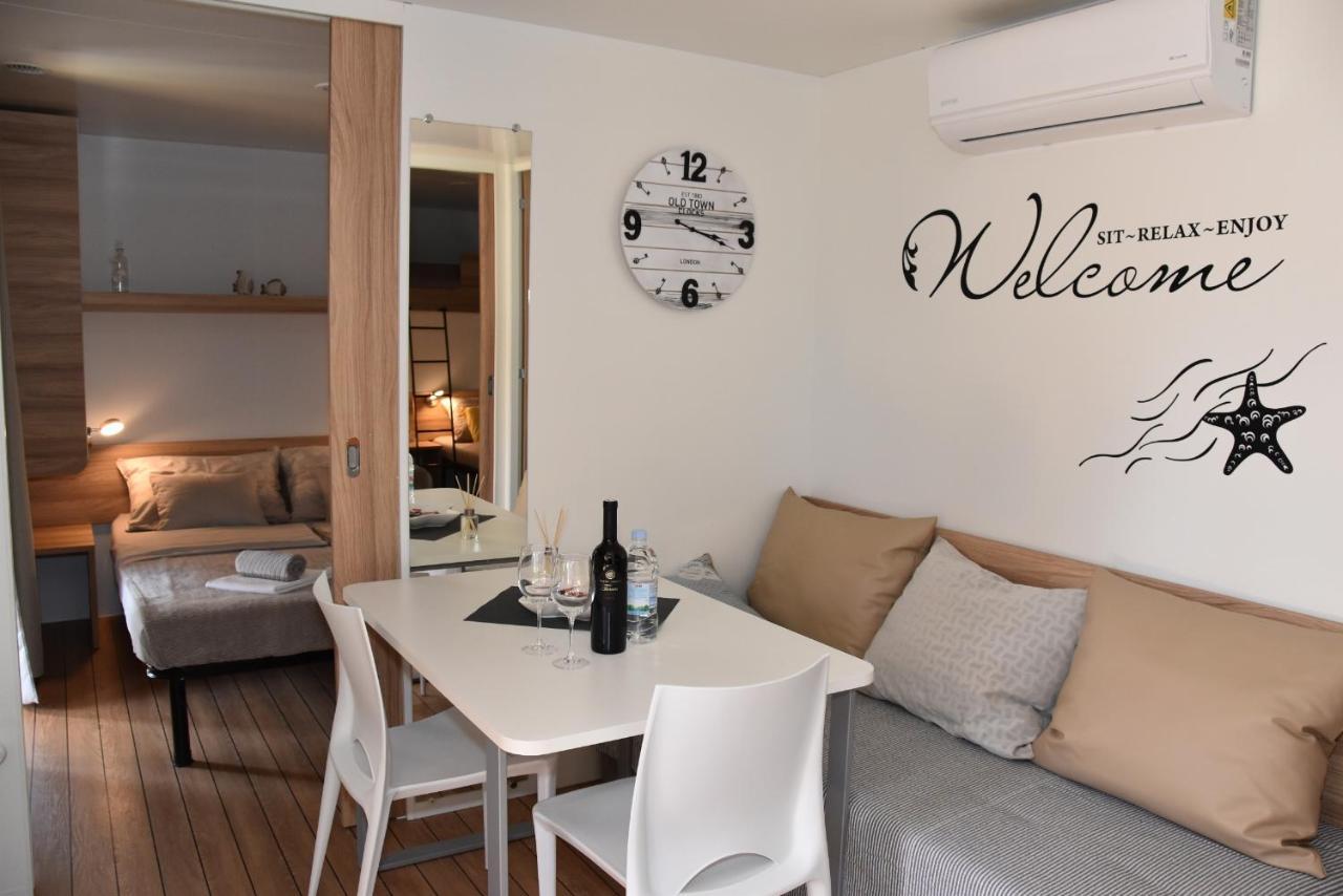 Mobile Home Starfish IV Camp Biograd Biograd Na Moru Exterior foto