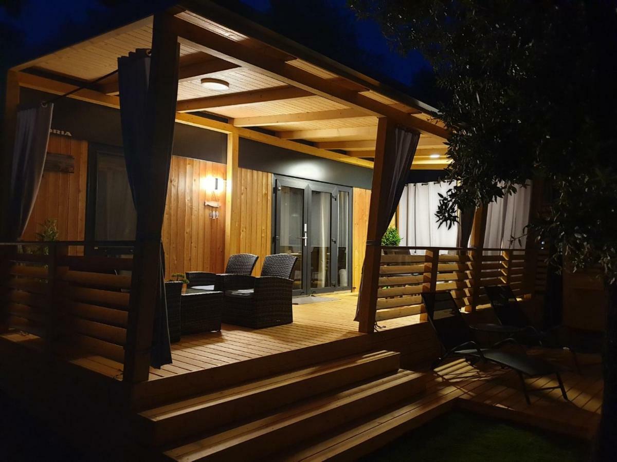 Mobile Home Starfish IV Camp Biograd Biograd Na Moru Exterior foto