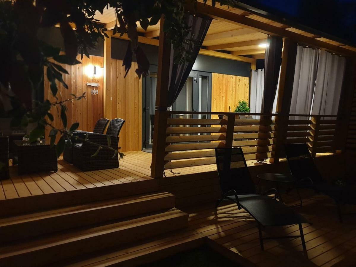 Mobile Home Starfish IV Camp Biograd Biograd Na Moru Exterior foto